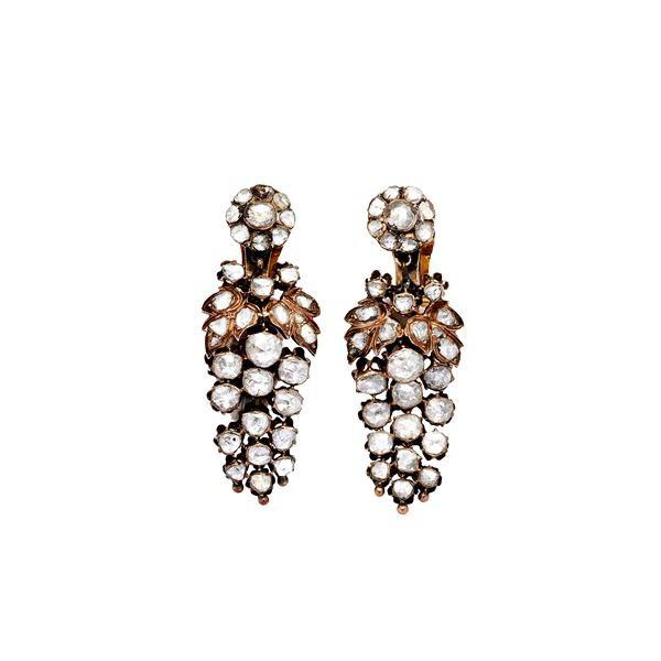 Pair of Earrings  - Auction Jewels of the twentieth century and Watches - Curio - Casa d'aste in Firenze
