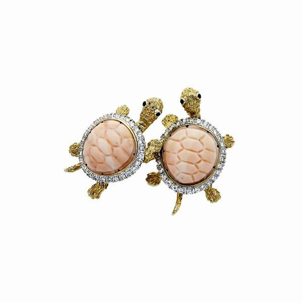 Brooch