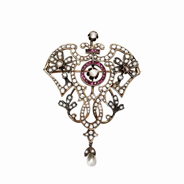 Pendant brooch