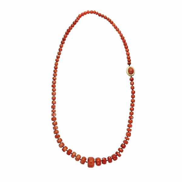 Collana in corallo rosa