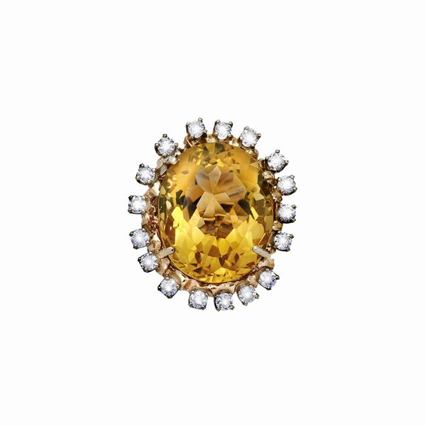 Higt ring with citrine and diamonds