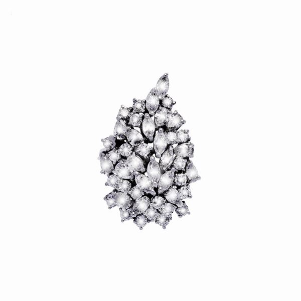 Diamonds Ring