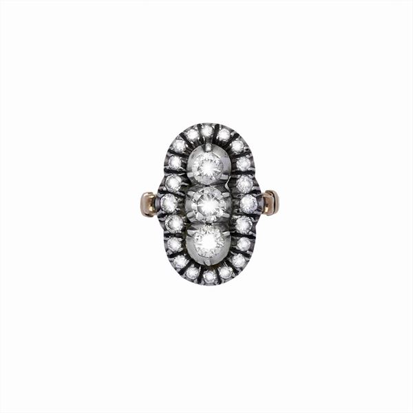 Diamonds Ring