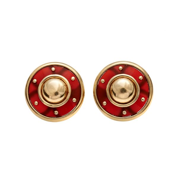 Pair of earrings with carnelian