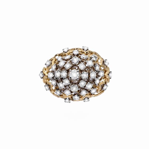 Diamonds Ring