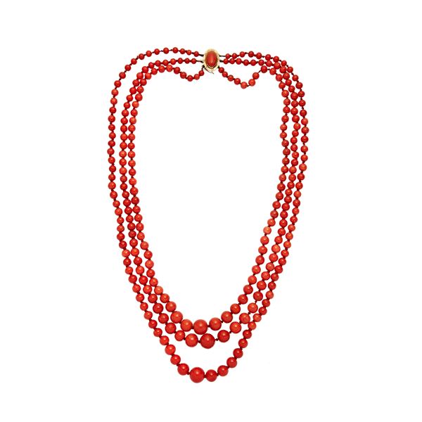 Necklace with red coral