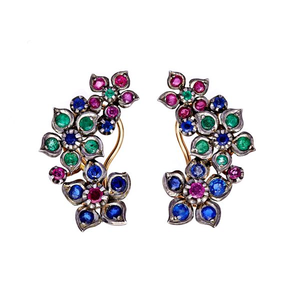 Pair of earrings with sapphires, rubies and emeralds
