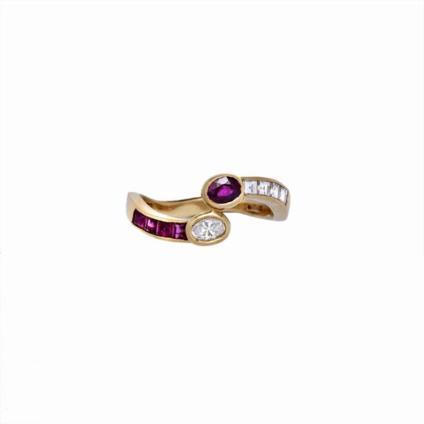 Anello contrariè con diamanti e rubini
