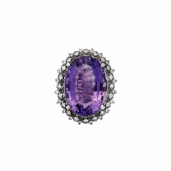 Anello con diamanti e ametista
