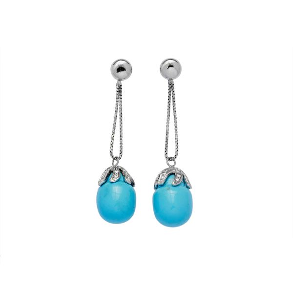 Pair of earrings with diamonds and turquoise