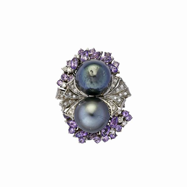 Anello con diamanti, ametista e perle Tahiti