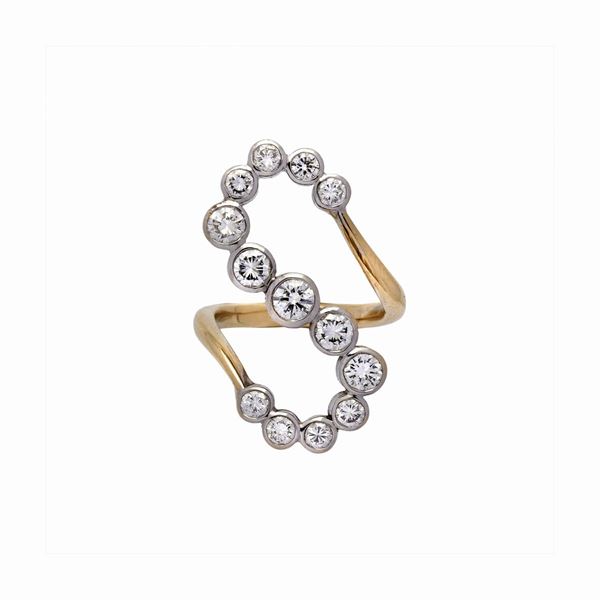 Anello con diamanti