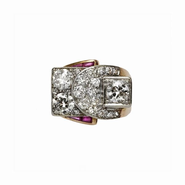 Anello con rubini e diamanti