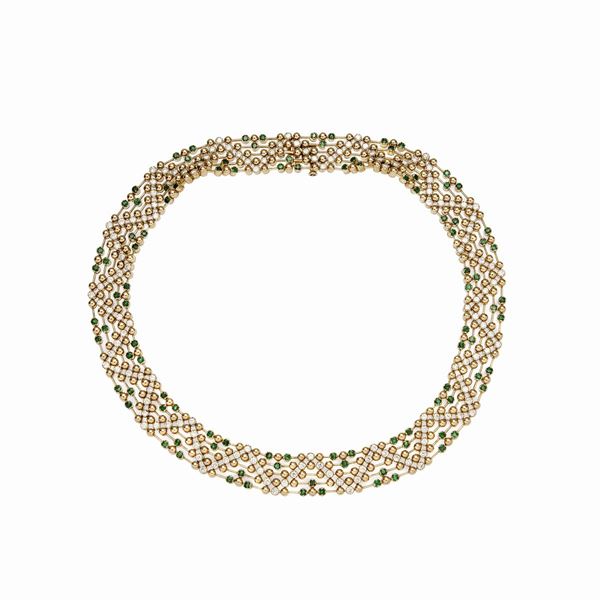 Necklace with emeralds and diamonds