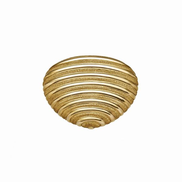 Compact box in yellow gold