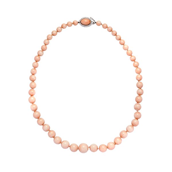 Pink coral necklace  - Auction Gioielli del Novecento e Orologi - Curio - Casa d'aste in Firenze