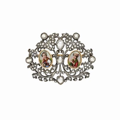 Spilla in Oro a Basso Titolo, Argento, Diamanti e Miniature