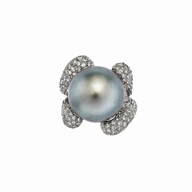 Anello in Oro Bianco, Diamanti e Perla Tahiti