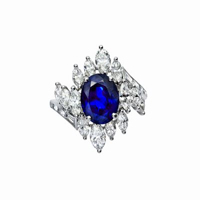 Anello in Platino, Diamanti e Zaffiro
