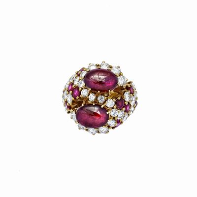 Anello Contrariè in Oro Giallo, Diamanti e Rubini