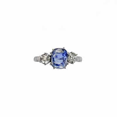Anello in Oro Bianco, Zaffiro e Diamanti