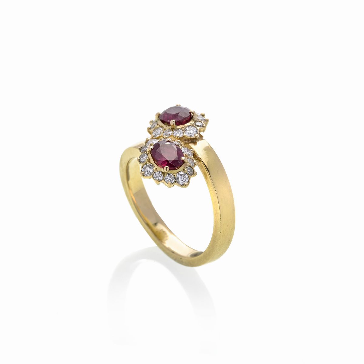Anello contrariè Margherite in oro giallo 18 kt, diamanti e rubini