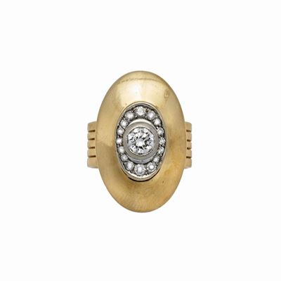 Anello in Oro Giallo e Diamanti