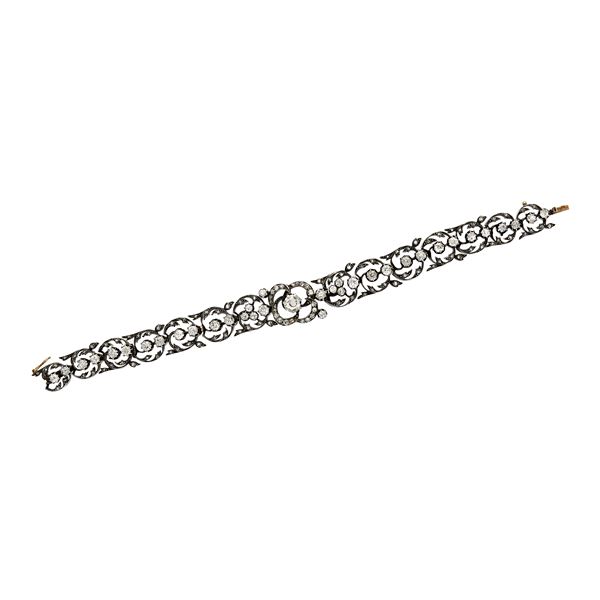 Bracelet in low titer gold, silver and diamonds