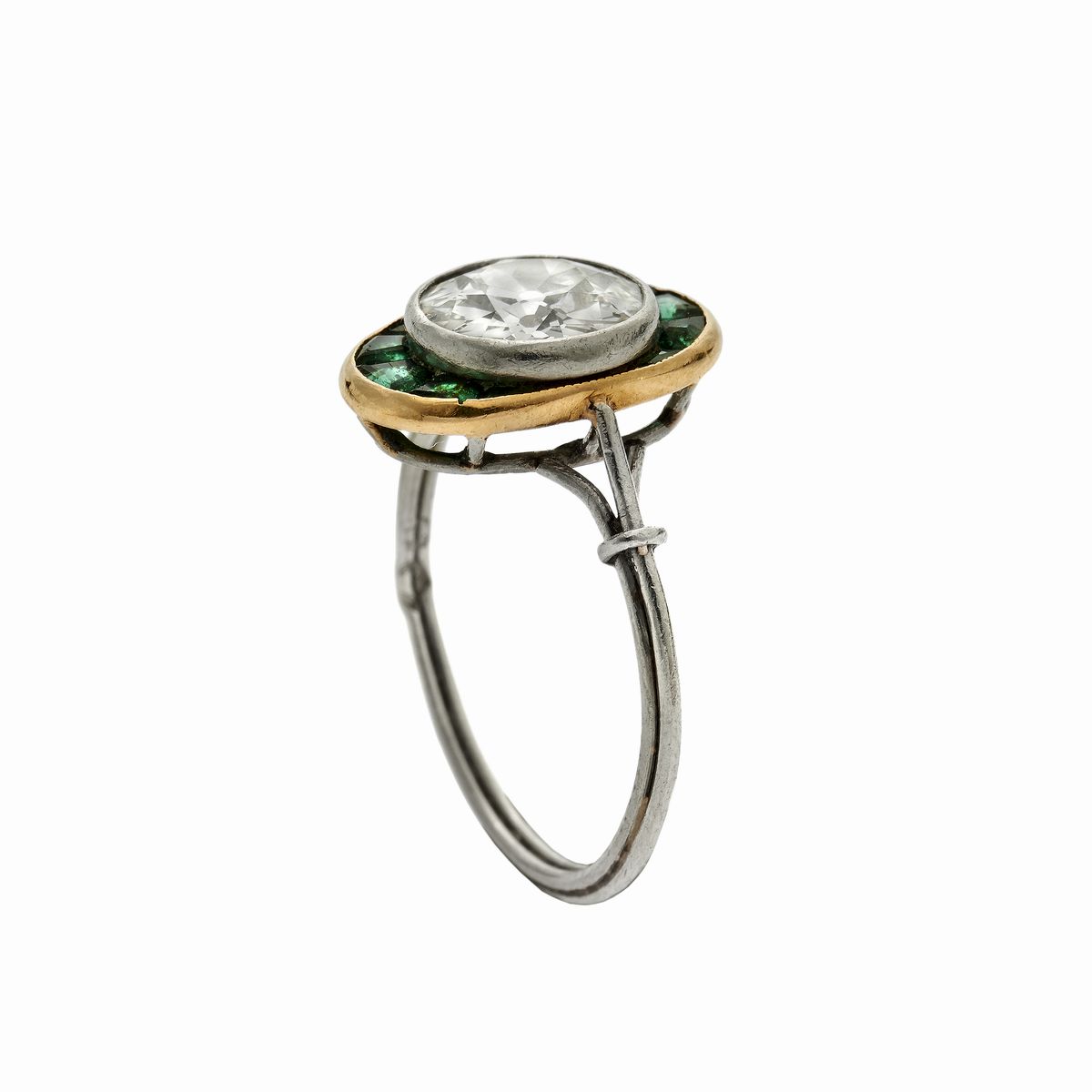 Anello Solotario in Oro Bianco, Oro Giallo Diamante e Smeraldi