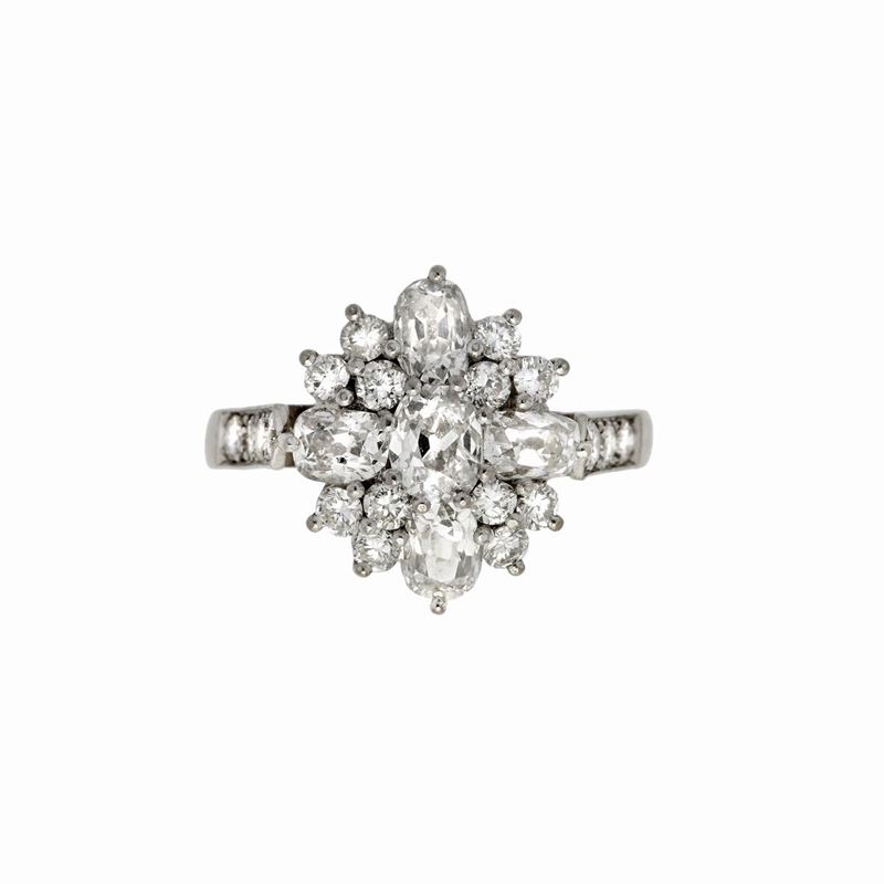 Anello in Oro Bianco e Diamanti