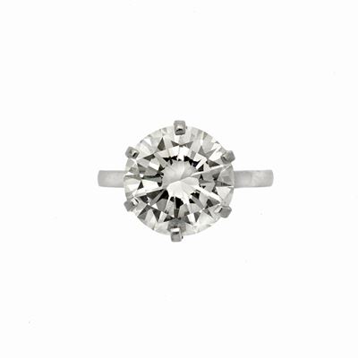 Anello Solitario in Oro Bianco e Diamante
