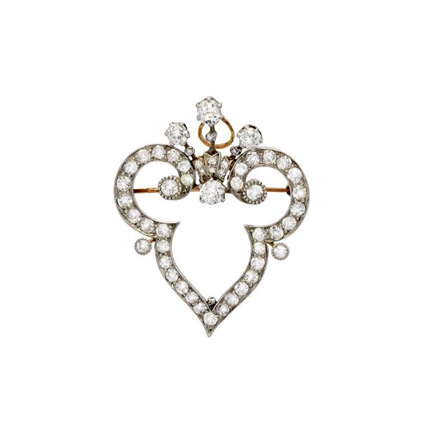 Spilla pendente in oro bianco e diamanti  - Asta Gioielli Antichi, Moderni, di Design e Orologi - Curio - Casa d'aste in Firenze