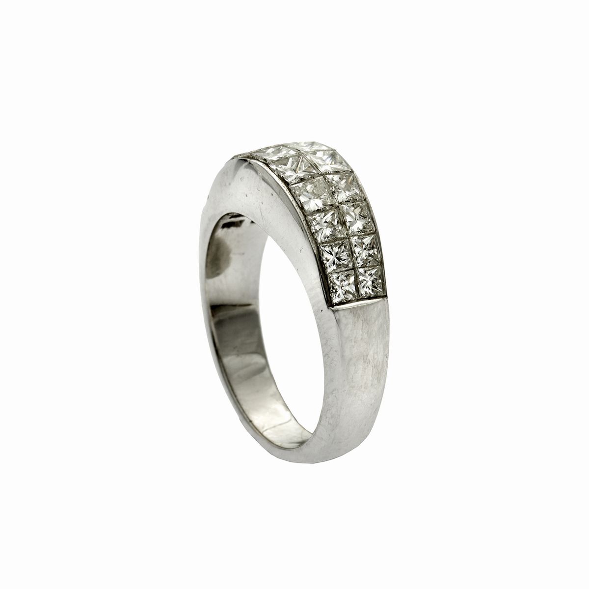 Anello Veretta in Platino e Diamanti