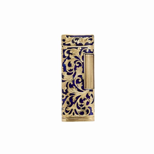 Accendino in oro giallo e smalto blu