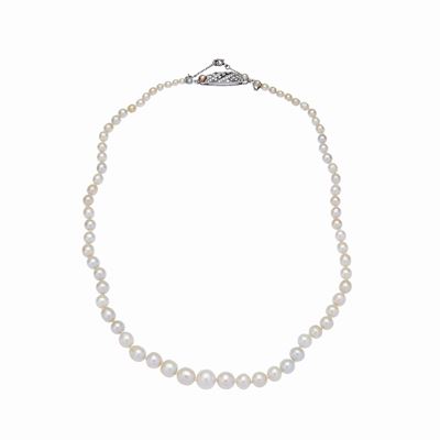 Collana in Platino, Diamanti e Perle Naturali