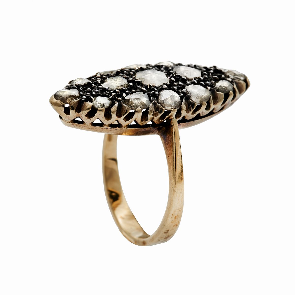 Anello a Losanga in Oro e Diamanti