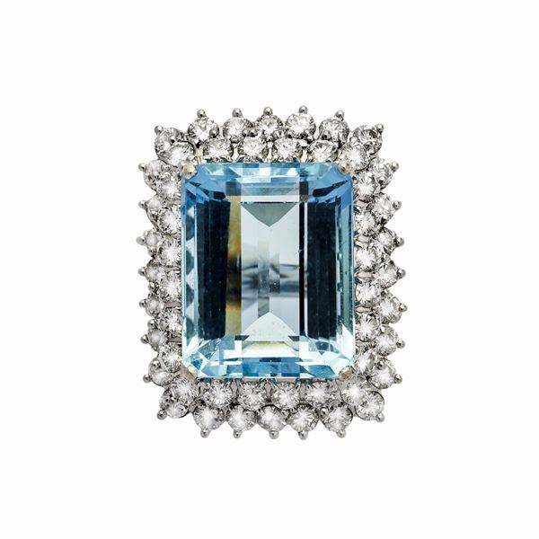 Ring in white gold, aquamarine and diamonds
