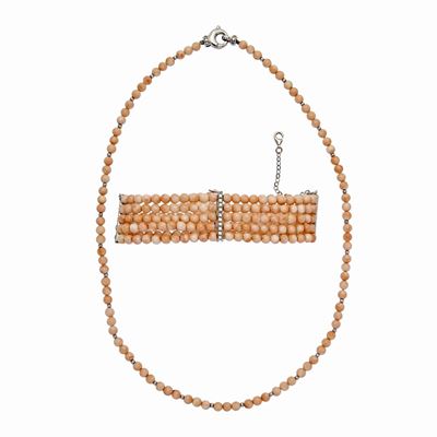 Girocollo e Bracciale in Oro Bianco, Diamanti e Corallo Rosa