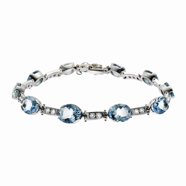 White gold bracelet, aquamarine and diamonds
