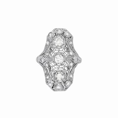 Anello in Oro Bianco e Diamanti