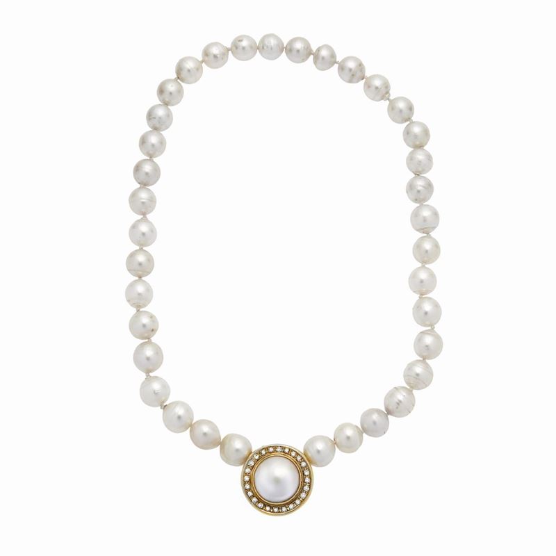 Collana in Oro Giallo, Diamanti e Perle