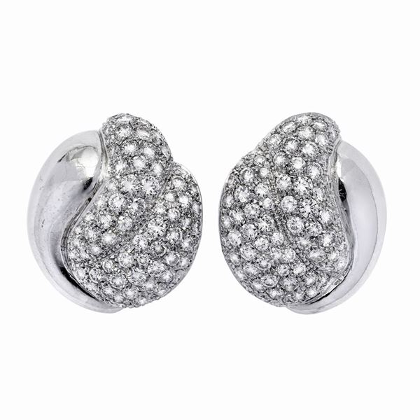DAMIANI - Paio di orecchini in oro bianco e diamanti Damiani