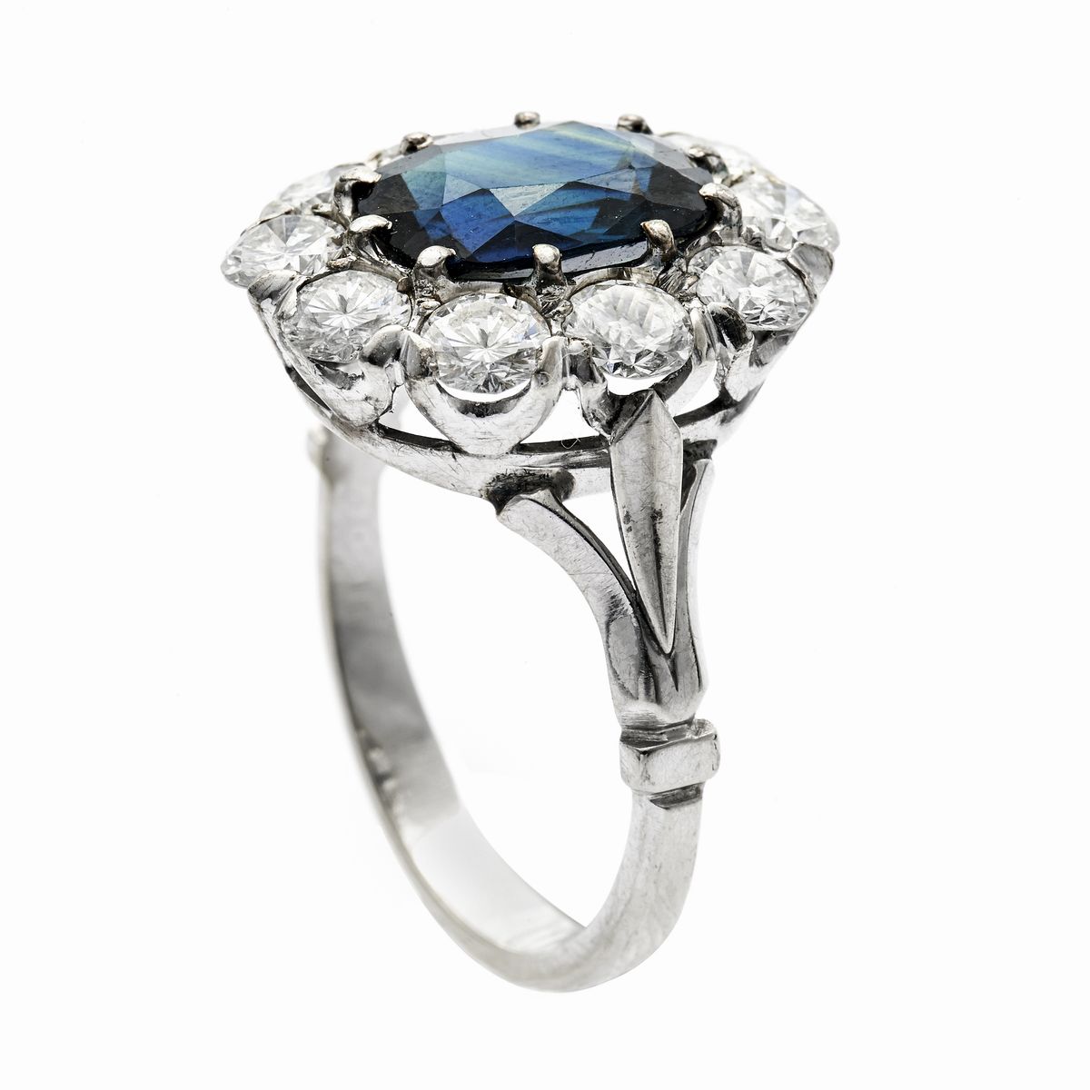 Anello in Oro Bianco, Corindone Verde e Diamanti