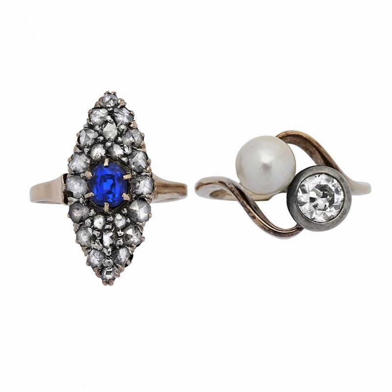 Anello Contrariè e Anello a Losanga in Oro Giallo, Diamanti, Perla e Zaffiro