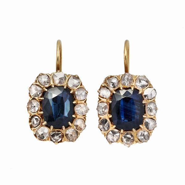 Pair of yellow gold monachella earrings, diamonds and sapphires