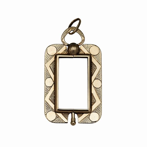 ENZO PAZZAGLI : Yellow gold lens Enzo Pazzagli  - Auction Antique Jewelry, Modern and Watches - Curio - Casa d'aste in Firenze