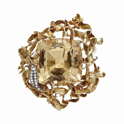 Spilla di Oro Giallo, Oro Bianco, Diamanti e Quarzo Citrino