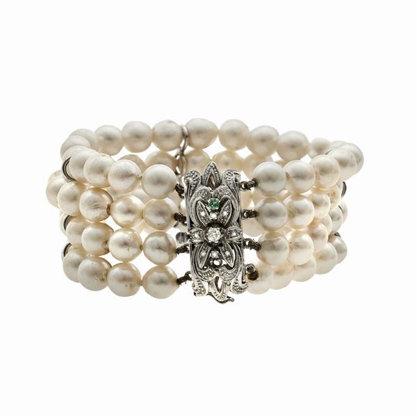 Bracciale in oro bianco, perle, zaffiro e diamanti  - Asta Gioielli Antichi, Moderni e Orologi - Curio - Casa d'aste in Firenze