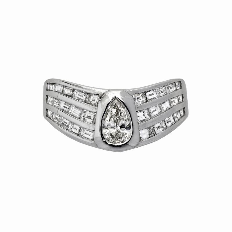 Anello in Oro Bianco e Diamanti