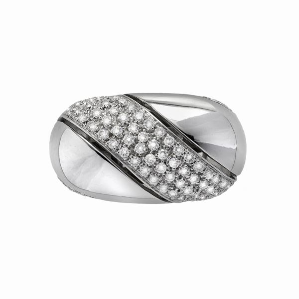 Ring in white gold and diamonds Damiani